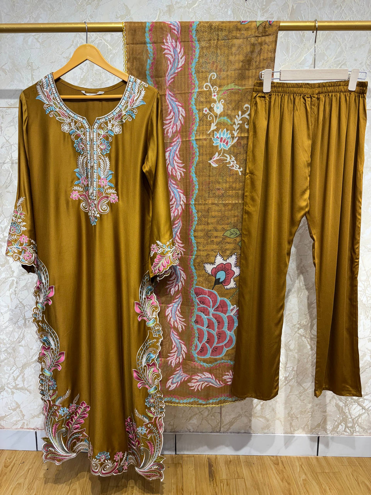 Ready To Wear Viral Long Kaftan Suit With Beautiful Embroidery Thread And Cut Work