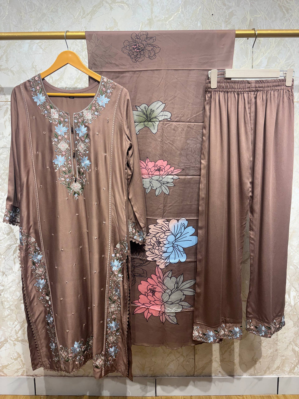 Ready To Wear Viral Pakistani Suit With Beautiful Embroidery Thread And Cut Work