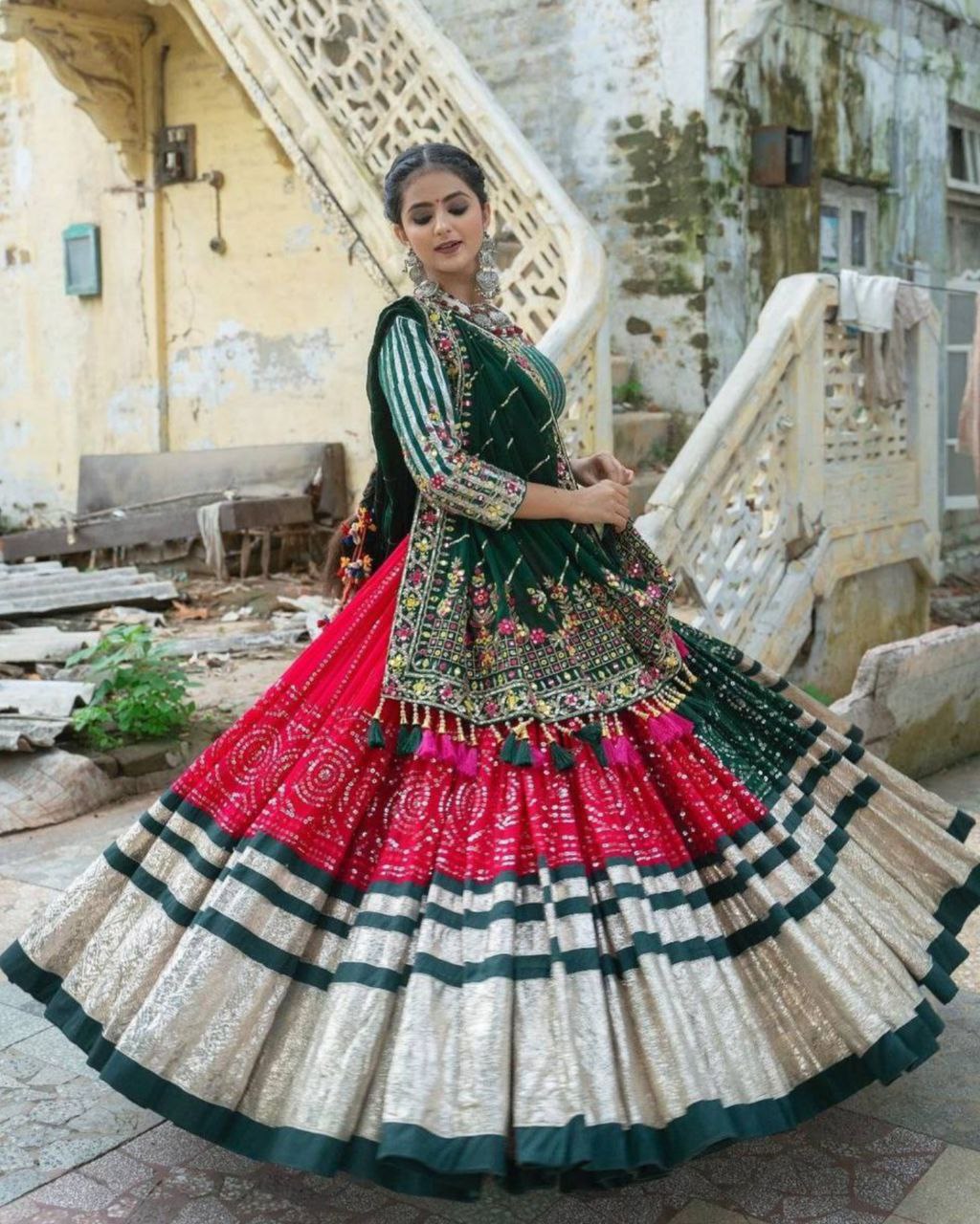 This Sabyasachi bride from Pakistan will make you ditch red on your wedding  | The Times of India